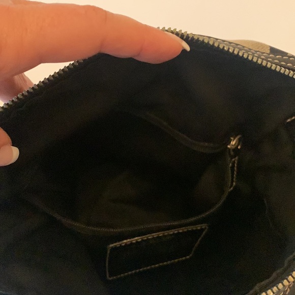 COACH Black/Gray Signature Monogram Canvas & Leather Shoulder Bag - Picture 6 of 16